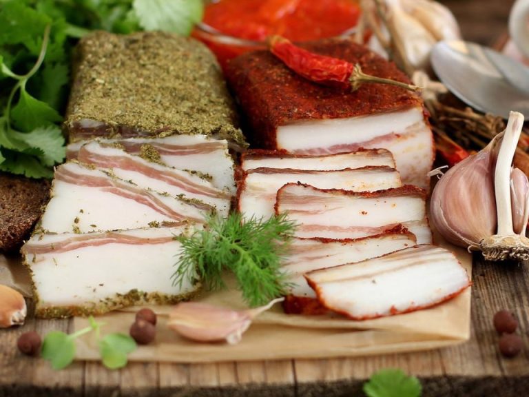 photo_6014608915431539773_y